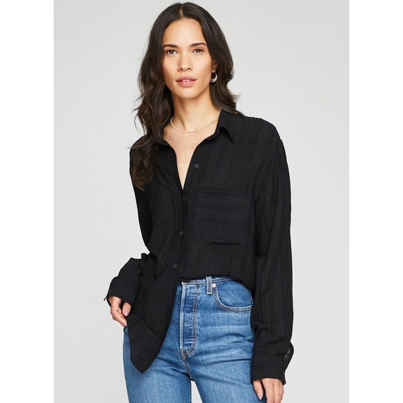 GENTLE FAWN | Piage button down top | size medium - Picture 1 of 5